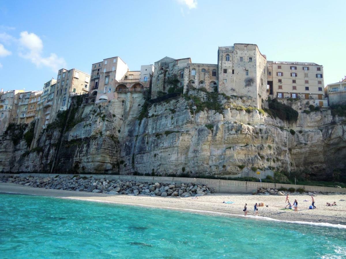 Astoria Tropea Centro Storico Apartment Екстериор снимка