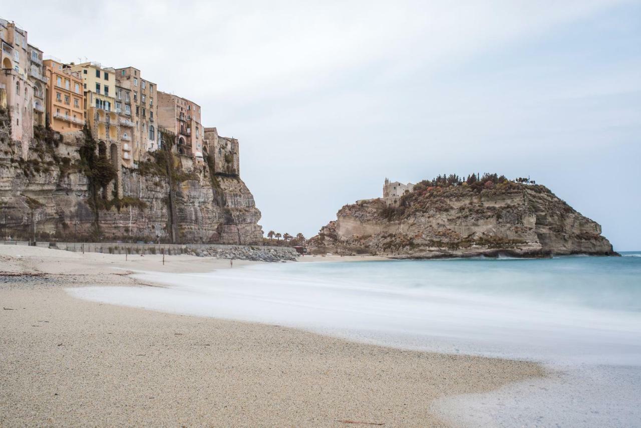 Astoria Tropea Centro Storico Apartment Екстериор снимка