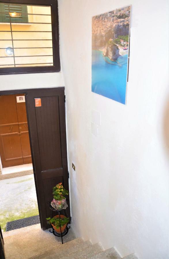 Astoria Tropea Centro Storico Apartment Екстериор снимка